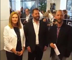 1652334679180 2017 11 01 Is National