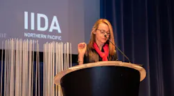 iida_presentation_1200