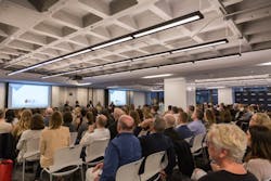 1652336421899 Boutique Crowd Audience 1652336421899 Boutique Crowd Audience