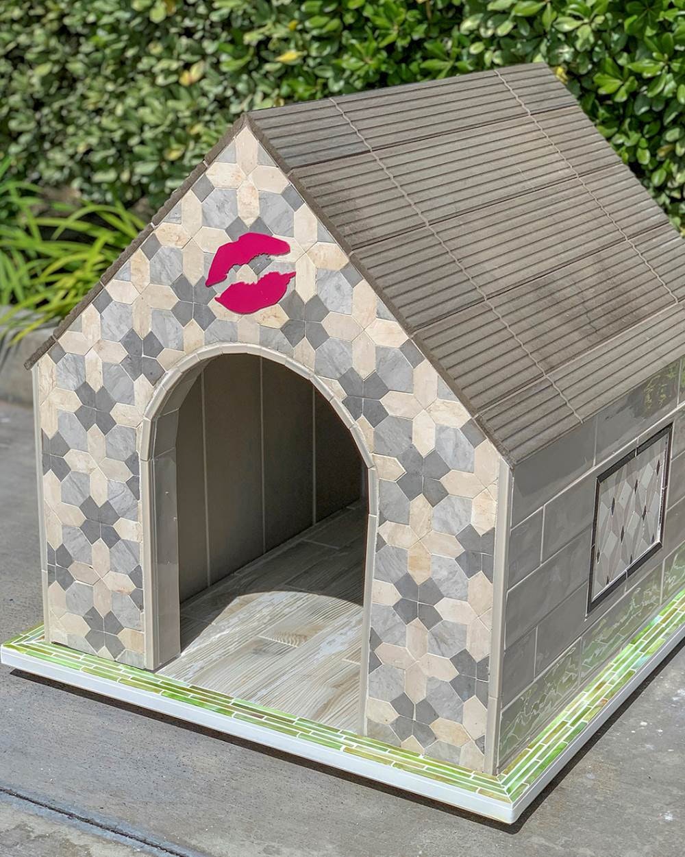1652336955112 Aotn Coverings Tile Dog Houses 01