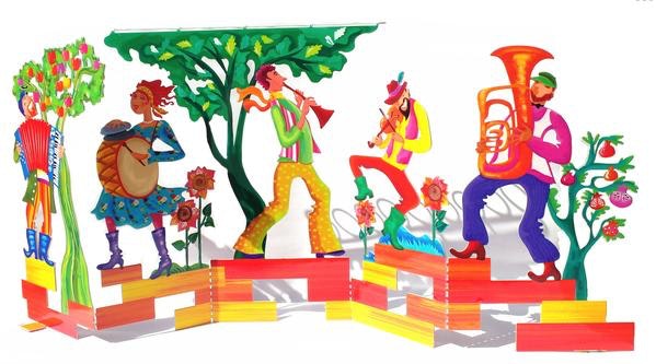 1652337688435 The Parade Menorah Marina