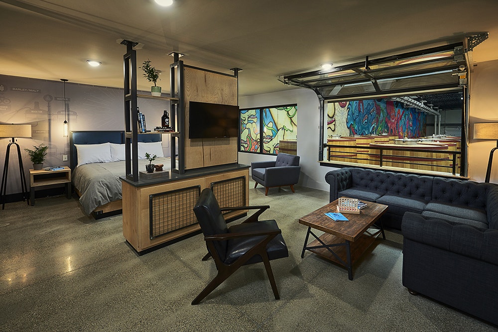 1652337868745 Doghouse 1534842614brewmastersuite1