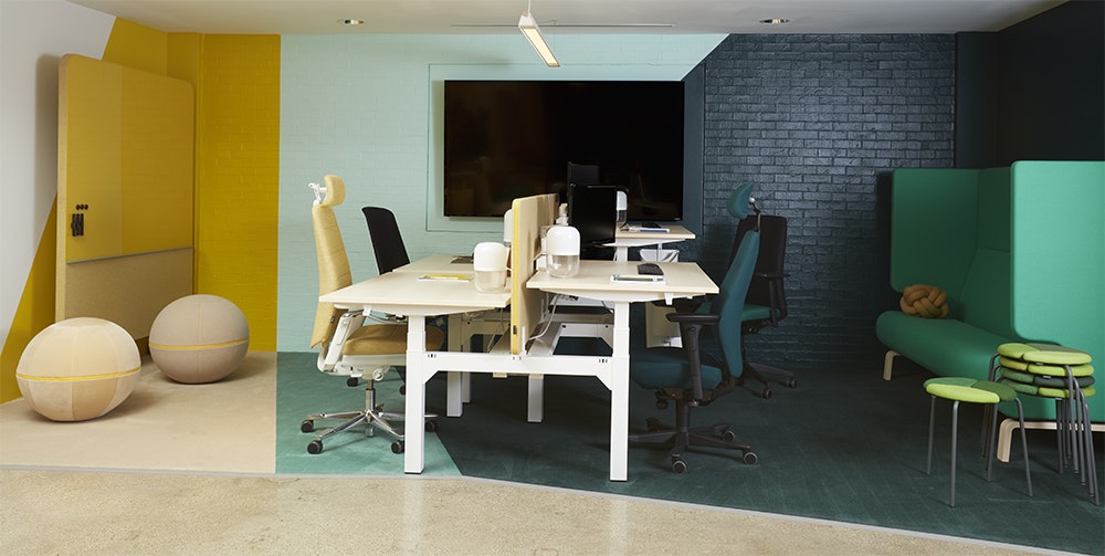 1652337962522 Yellow Green