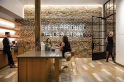 1652340998191 I 0118 Web Dressrm 9 Lg 1652340998191 I 0118 Web Dressrm 9 Lg