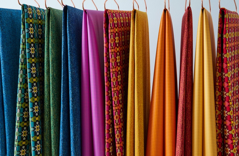 carnegie-mercado_hangers_brights_HR