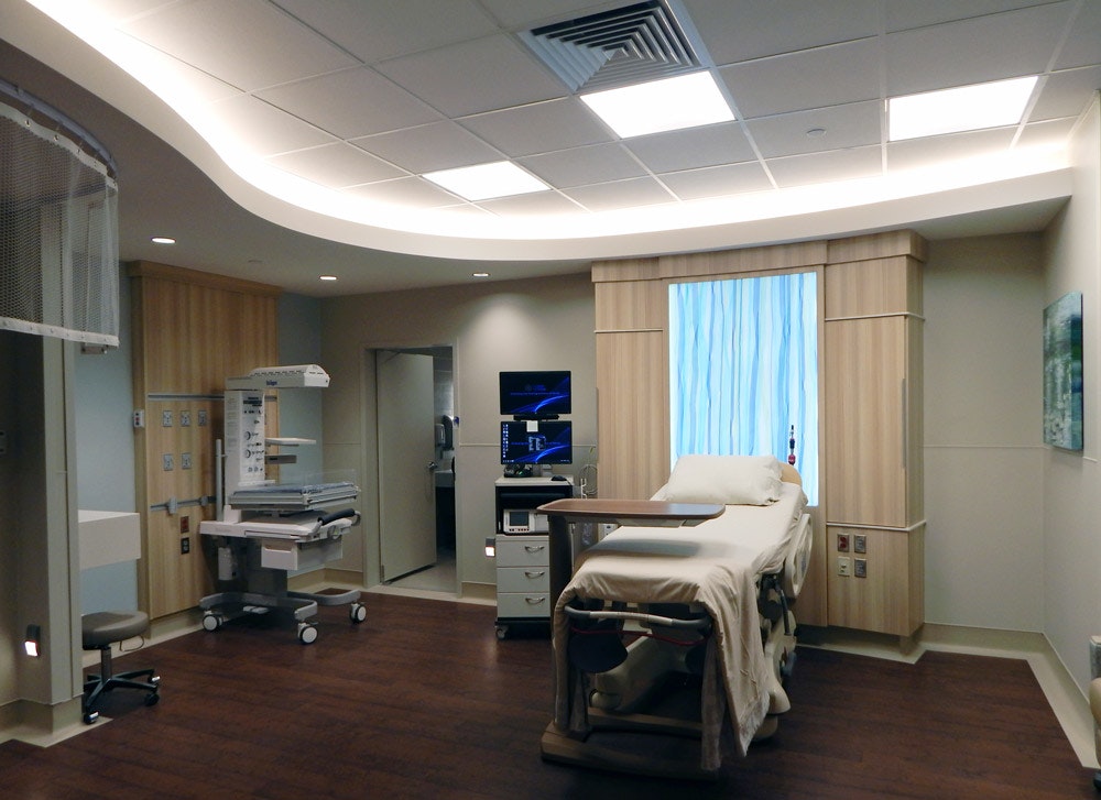 1652341855532 Photograph4 Fhorwomenpatientroom