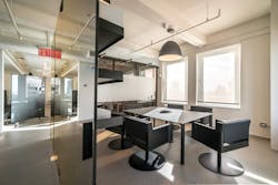 1652342041001 I 0717 Web Dressrm 7 Lg 1652342041001 I 0717 Web Dressrm 7 Lg