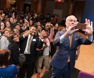 1652343871558 I 1215 Timgunn