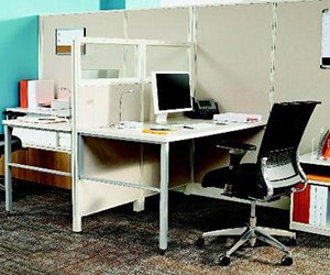 1652344452932 I 0615 Staples