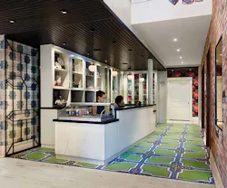 1652344650710 I 0515 Web Also Drake 1 1652344650710 I 0515 Web Also Drake 1