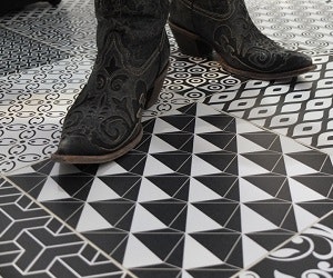 1652347870177 I 0513 Moving