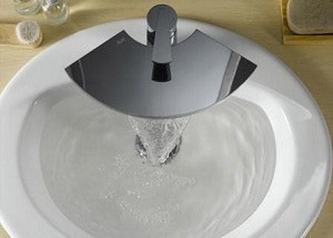 I_0812_fluidfaucet