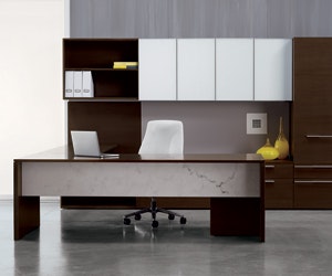 I_0612_Web_S_Desk_6