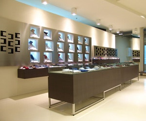 1652353557442 A 0610 Atw Retaillighting