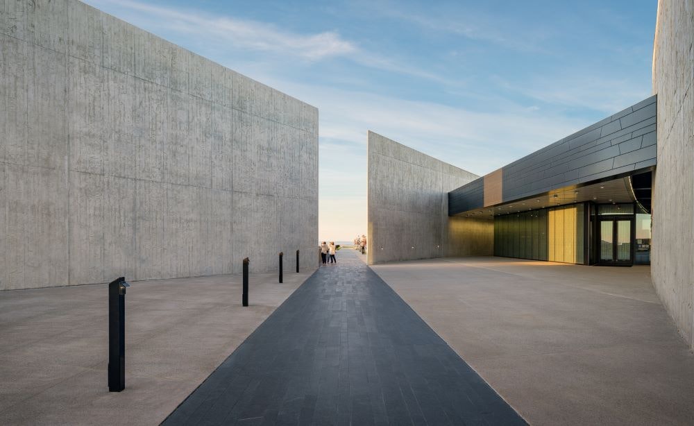 1652360819237 Staud 151010 4240