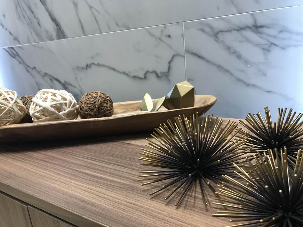 B8063EE1-EA65-454F-A8FC-5DE28BFA1B76