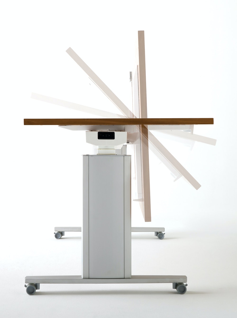 1652364085905 Is 0618 Nienkamper Vesofliptop