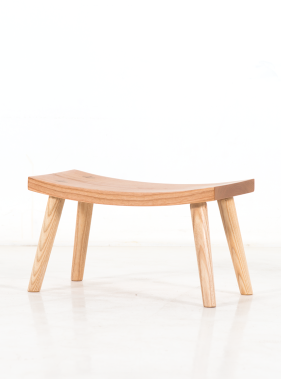 1652364777276 3 Is 0918 S Hc Thosmoser Crescent Foot Stool