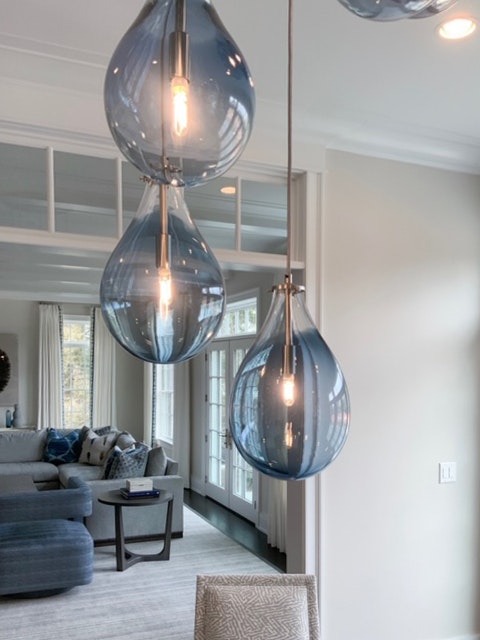 TracyGlover-Muse-Interiors-Teardrop-Chandelier-3