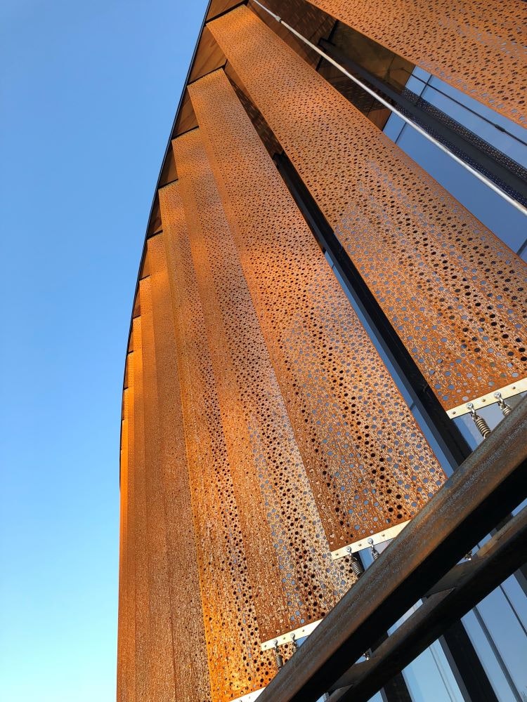 1653609500213 Hunterdouglasarchweb