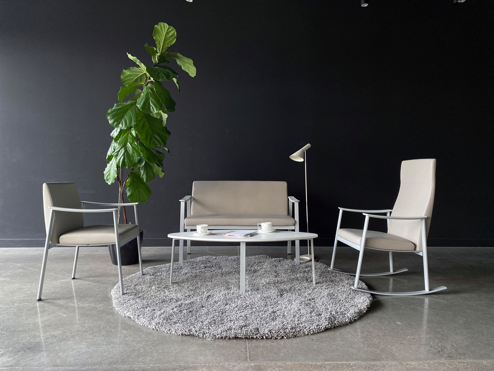 R&uuml;he is minimal, sleek and strong in stature, across its board of offerings.