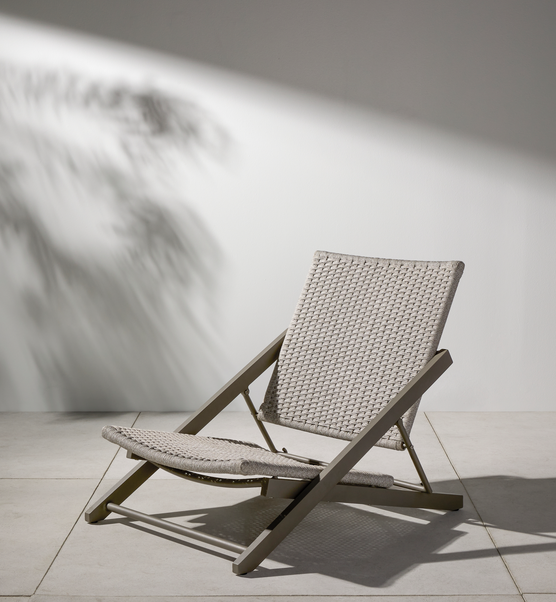 Allister Outdoor Folding Chair