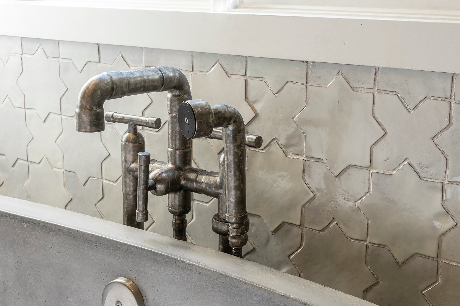 Sonoma Forge Pr Roman Tub Filler Tlp0179 Hr