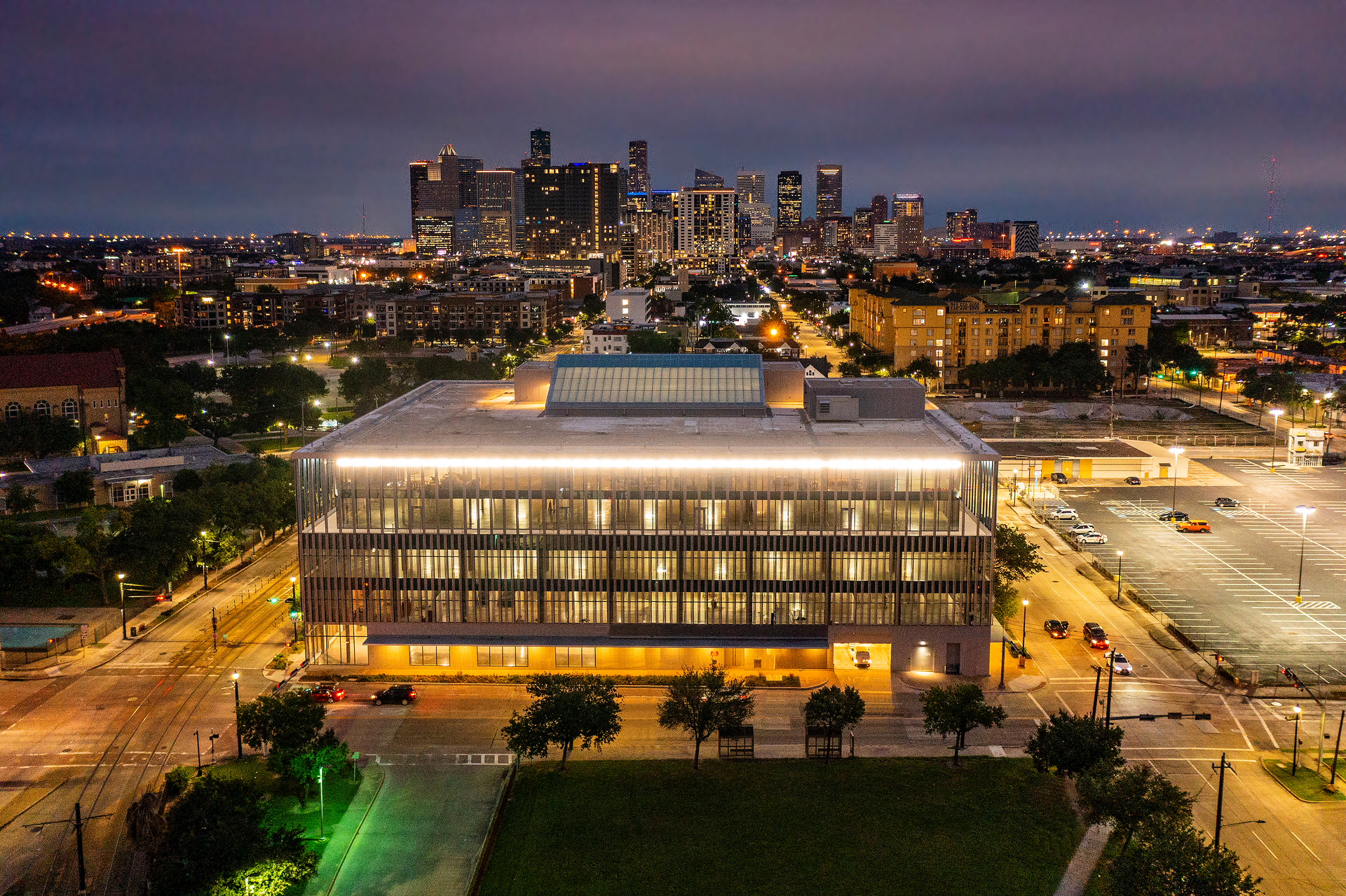 The Ion is a 266,000-square-foot facility for Houston&rsquo;s entrepreneurial, corporate and academic communities. This modern innovation hub is housed in a former Sears department store.