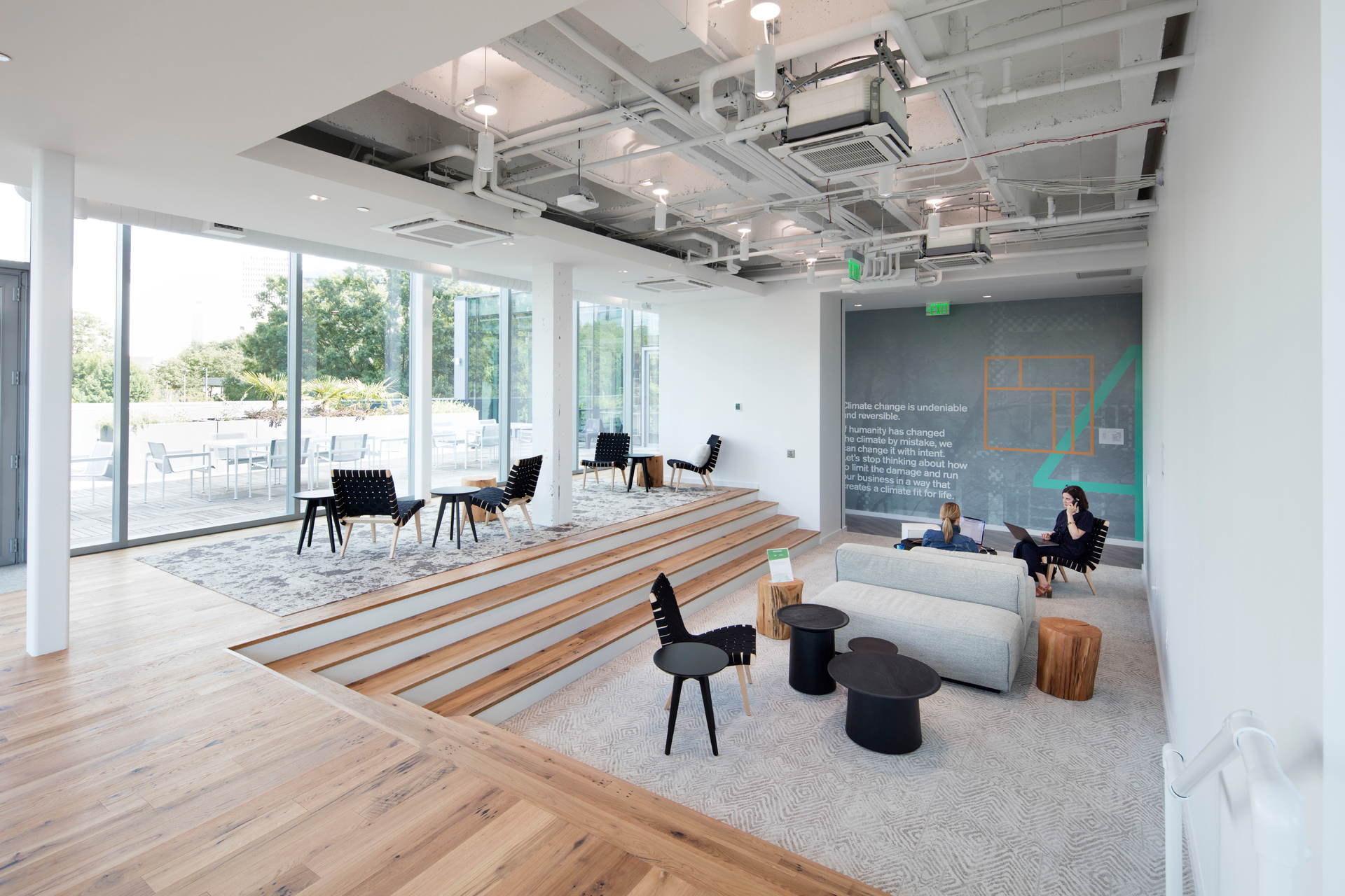 Hq Floor 4 Lounge People 6325d26ef139f