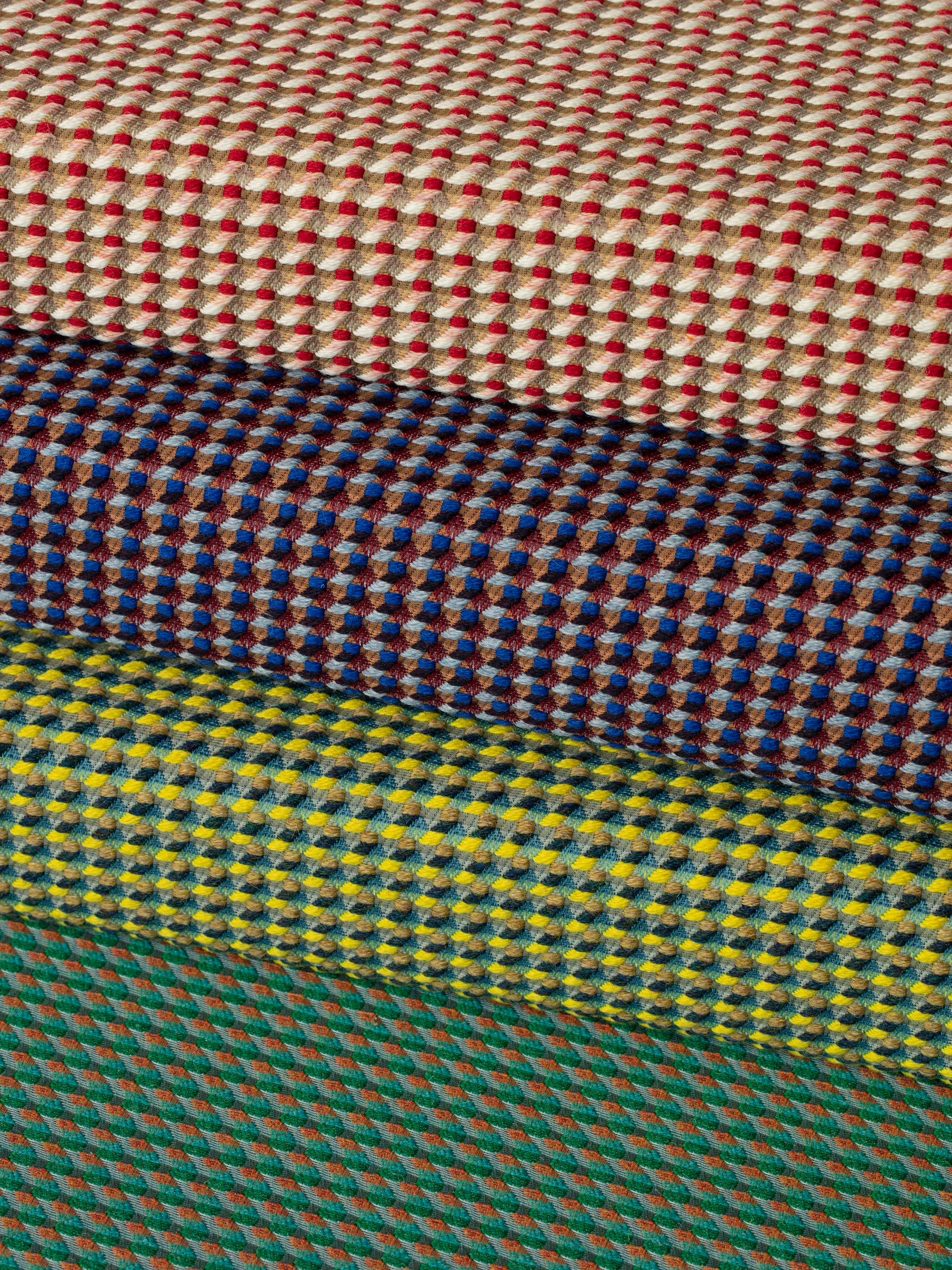 Maharam 6331ee1bb7541