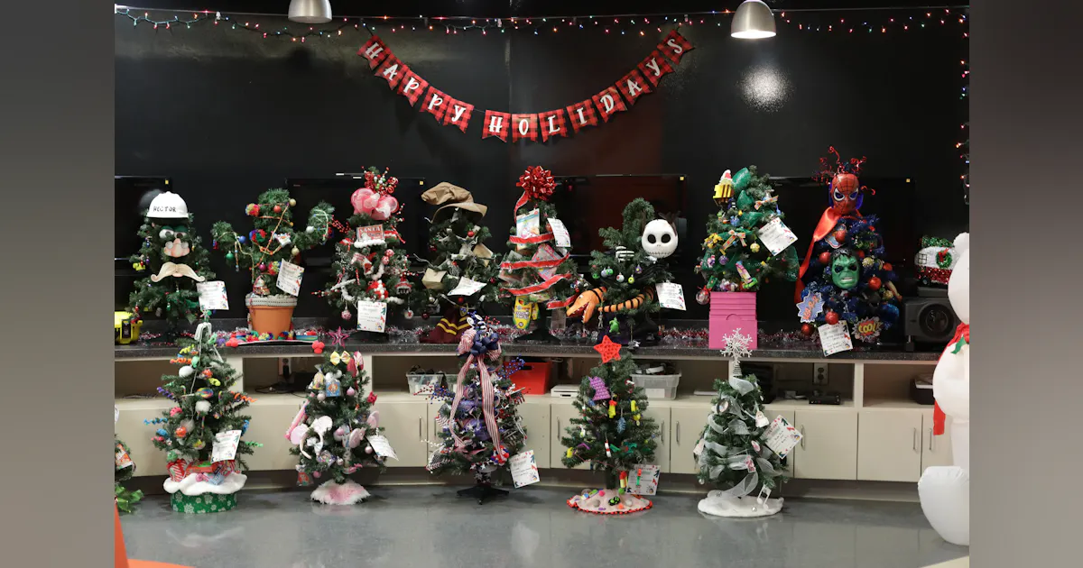 Extending a Hand for the Holiday Season | I+S Design