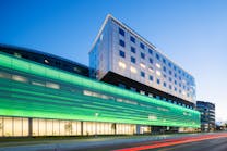 The new 10-story Hubbard Center for Children features a perforated screen with changing lights as Omaha&rsquo;s Children&rsquo;s Hospital and Medical Center&rsquo;s new entry point.