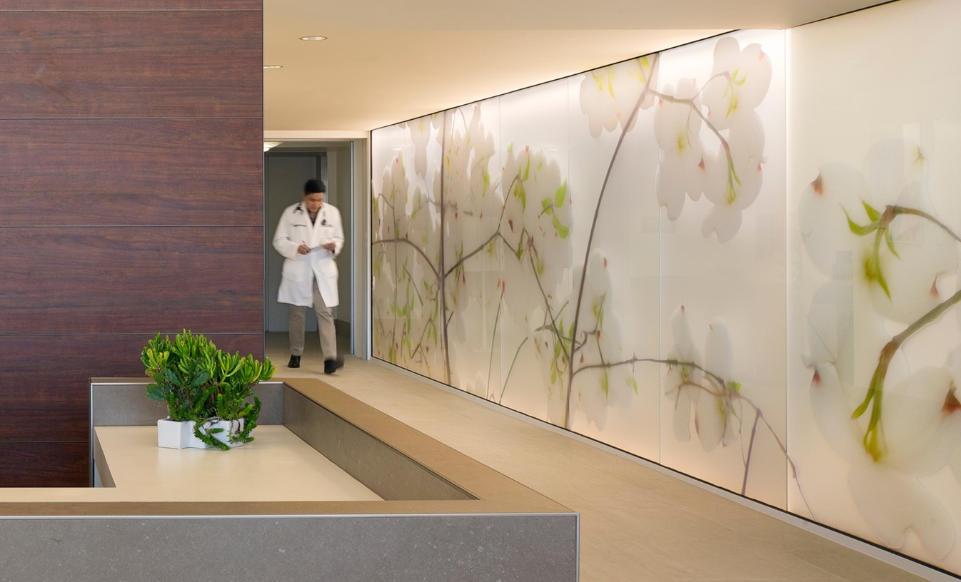 Glass Living Wall News Page Skyline Design 2 63f598d6ed770