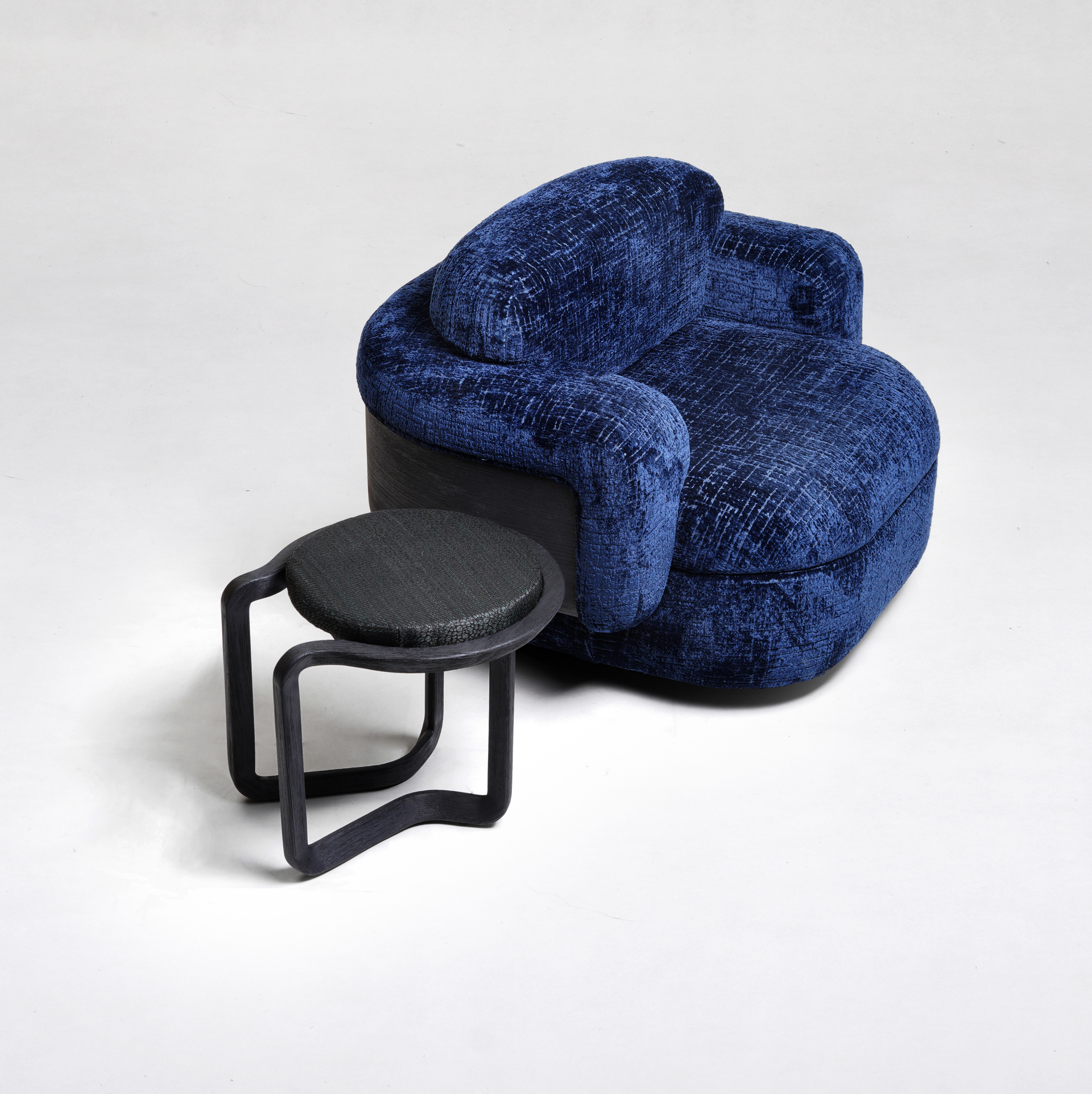 Akar Collection Group Shot 03 6435d43edbe1d