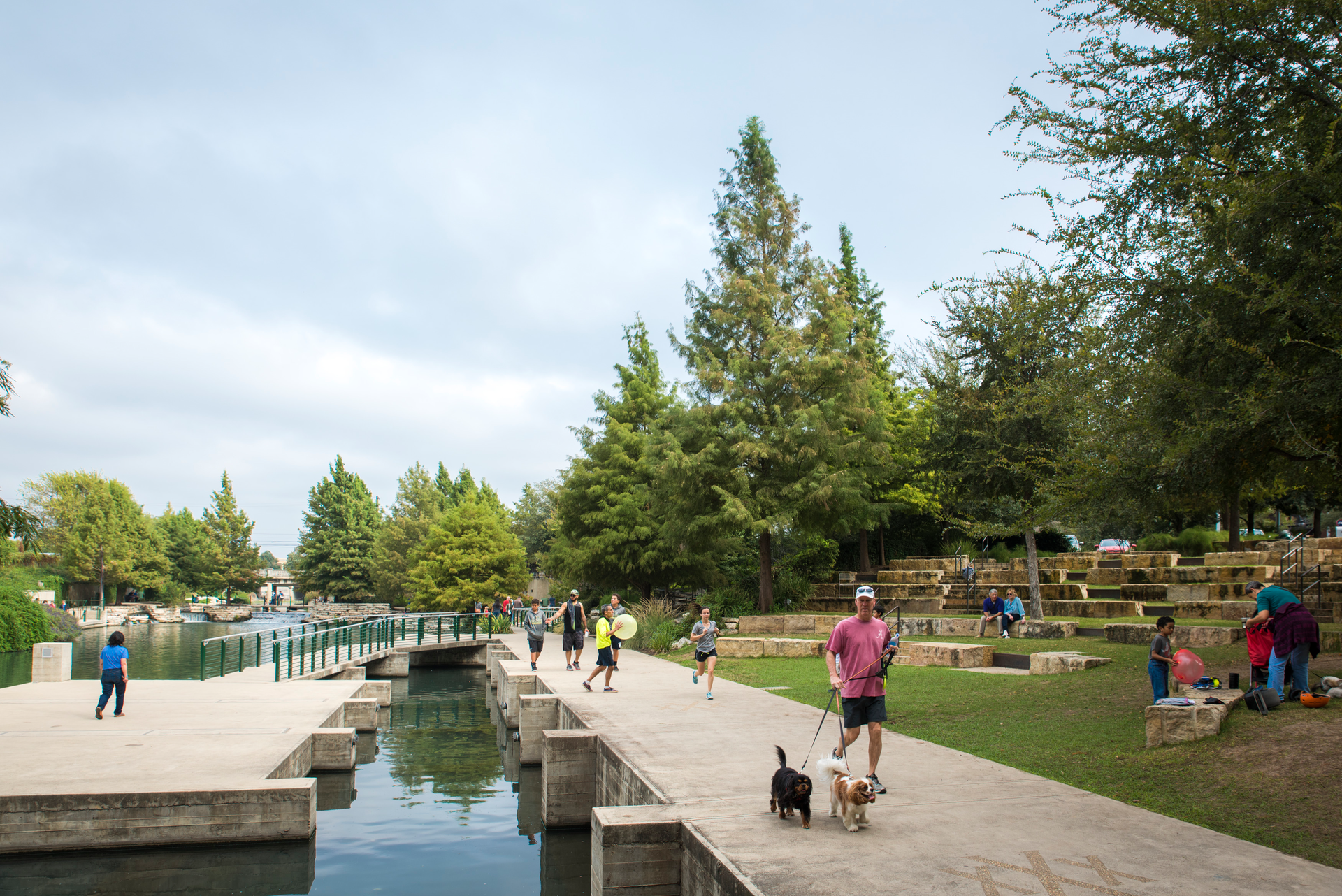 The Pearl Brewery Redevelopment Master Plan became a catalyst for green urban revitalization in a long-neglected portion of San Antonio&rsquo;s inner city. After 15 years lying derelict, the creative reuse of this 26-acre brownfield site and its neglected structures are drawing in a mix of new residents, small businesses, retail and non-profits while emphasizing community, conservation and local economic development.