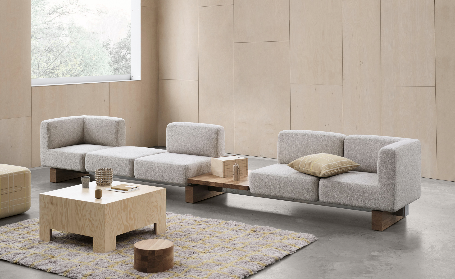 RUT is a square modular system that brings the feeling of home to the office.