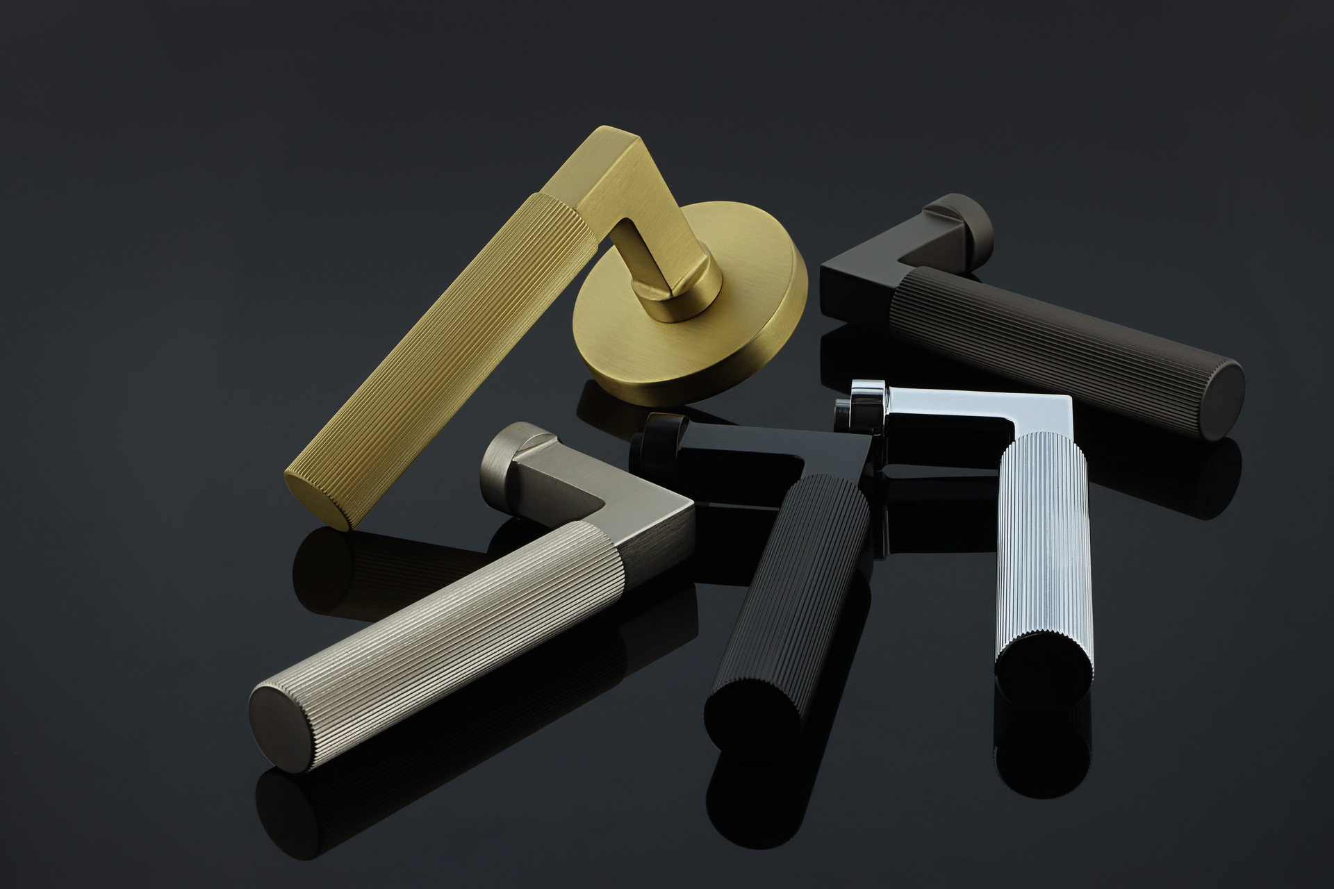 The Contempo Fluted Lever is crafted from solid forged brass and the fluted lines are a crisp repeating pattern for a style statement.