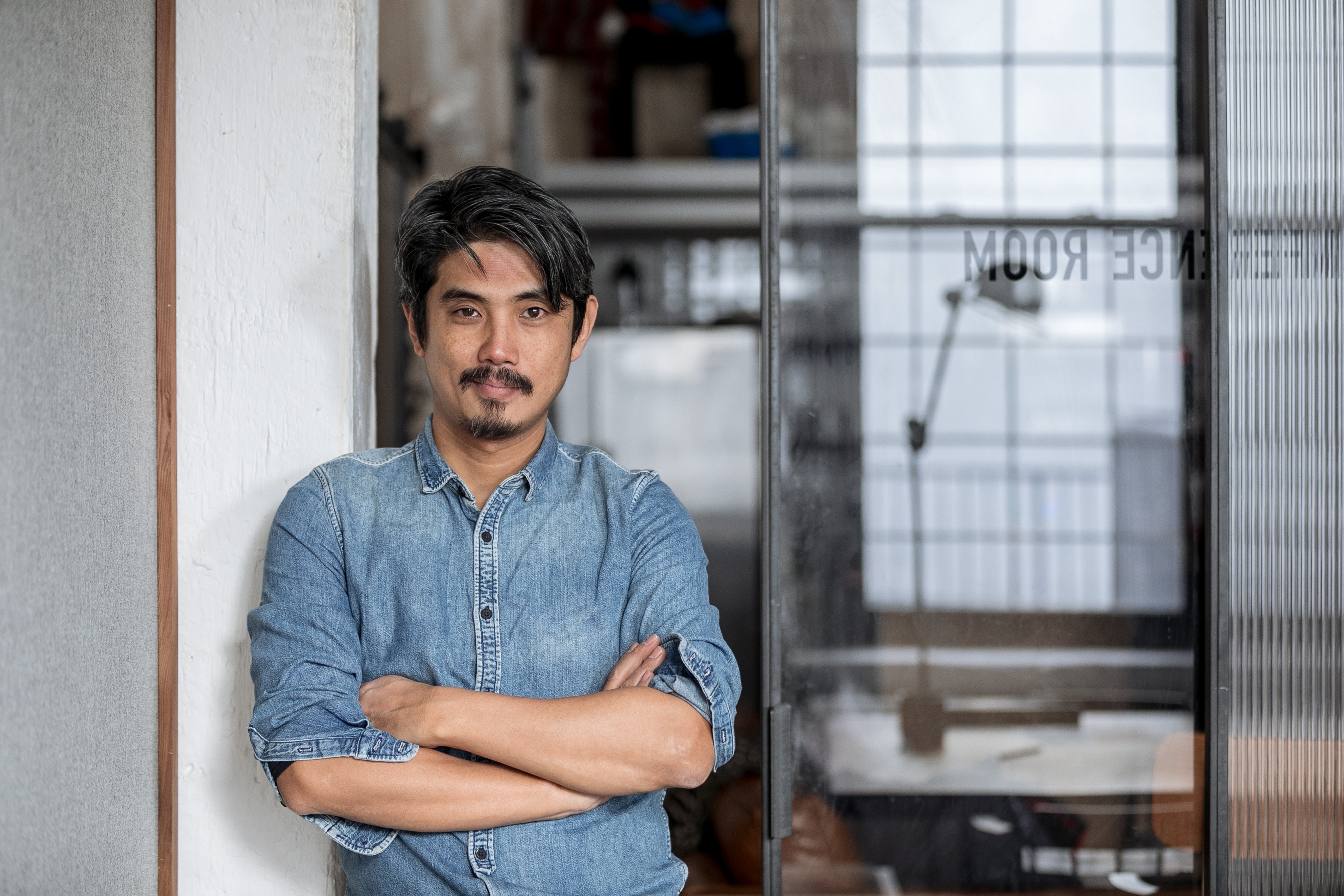 Jun Aizaki, founder of CR&Egrave;ME