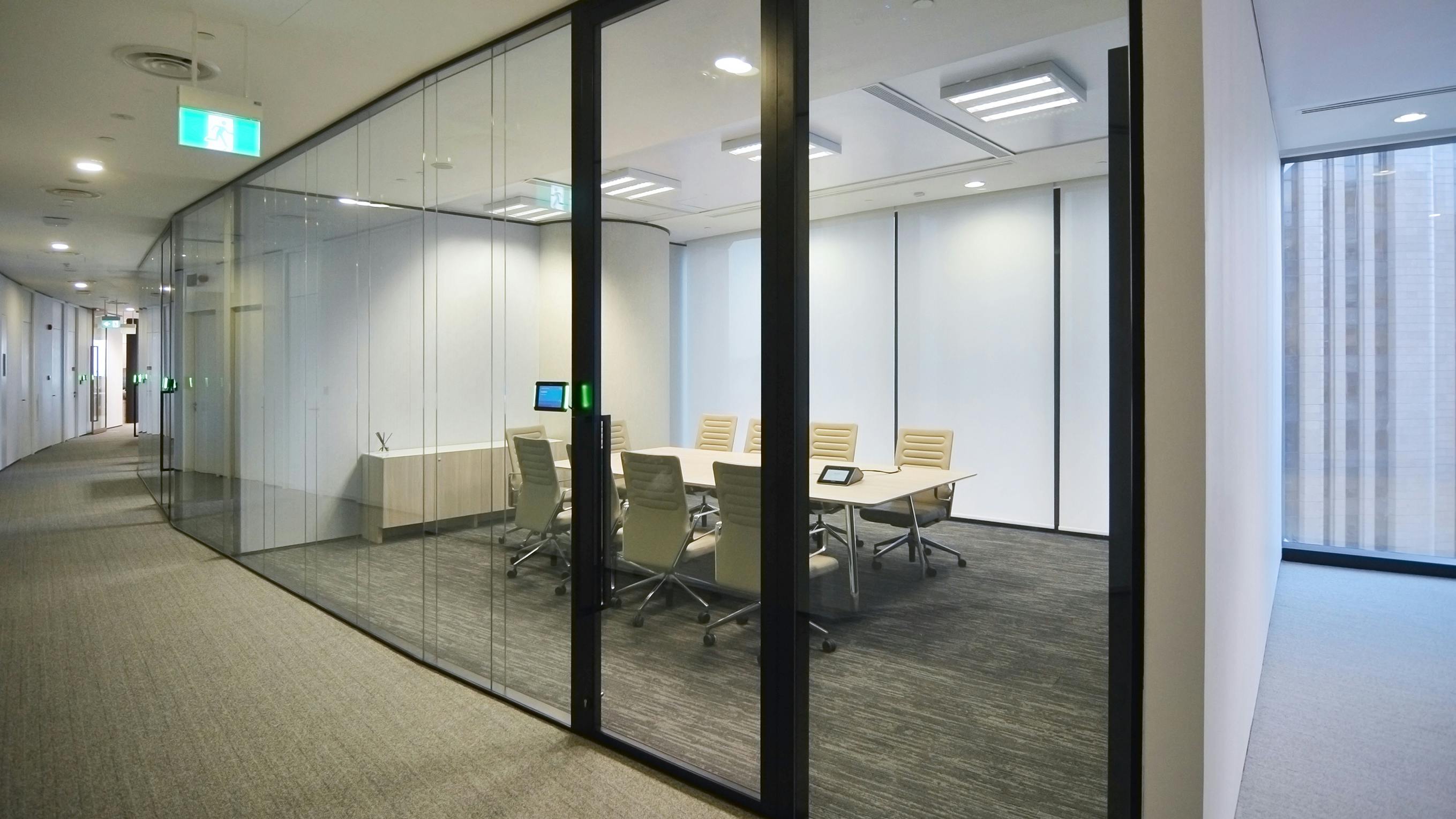 PurOptima Edge Affinity Plus glass door installed for a conference room.