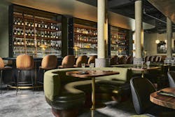 12_serenbe_austins_0271_lightsontableset_ 12_serenbe_austins_0271_lightsontableset_