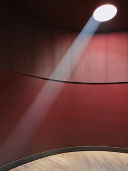 A circular skylight invites sunlight and moonlight into the Nookomis, casting dramatic beams that shift with time. Aligned with the sun’s path, it connects the shelter to cosmic rhythms and seasonal cycles. Discreet ceiling ventilation allows smudging ceremonies to take place safely and respectfully. A circular skylight invites sunlight and moonlight into the Nookomis, casting dramatic beams that shift with time. Aligned with the sun’s path, it connects the shelter to cosmic rhythms and seasonal cycles. Discreet ceiling ventilation allows smudging ceremonies to take place safely and respectfully.