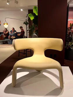 A 95% biodegradable polymer reacts with enzymes in landfill conditions to break down Heller’s most recent MB Collection chair, a curving, playful design that embraces the user as well as circular principles. A 95% biodegradable polymer reacts with enzymes in landfill conditions to break down Heller’s most recent MB Collection chair, a curving, playful design that embraces the user as well as circular principles.
