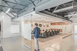 HSW75 Stacking Glass Doors offers spatial flexibility.