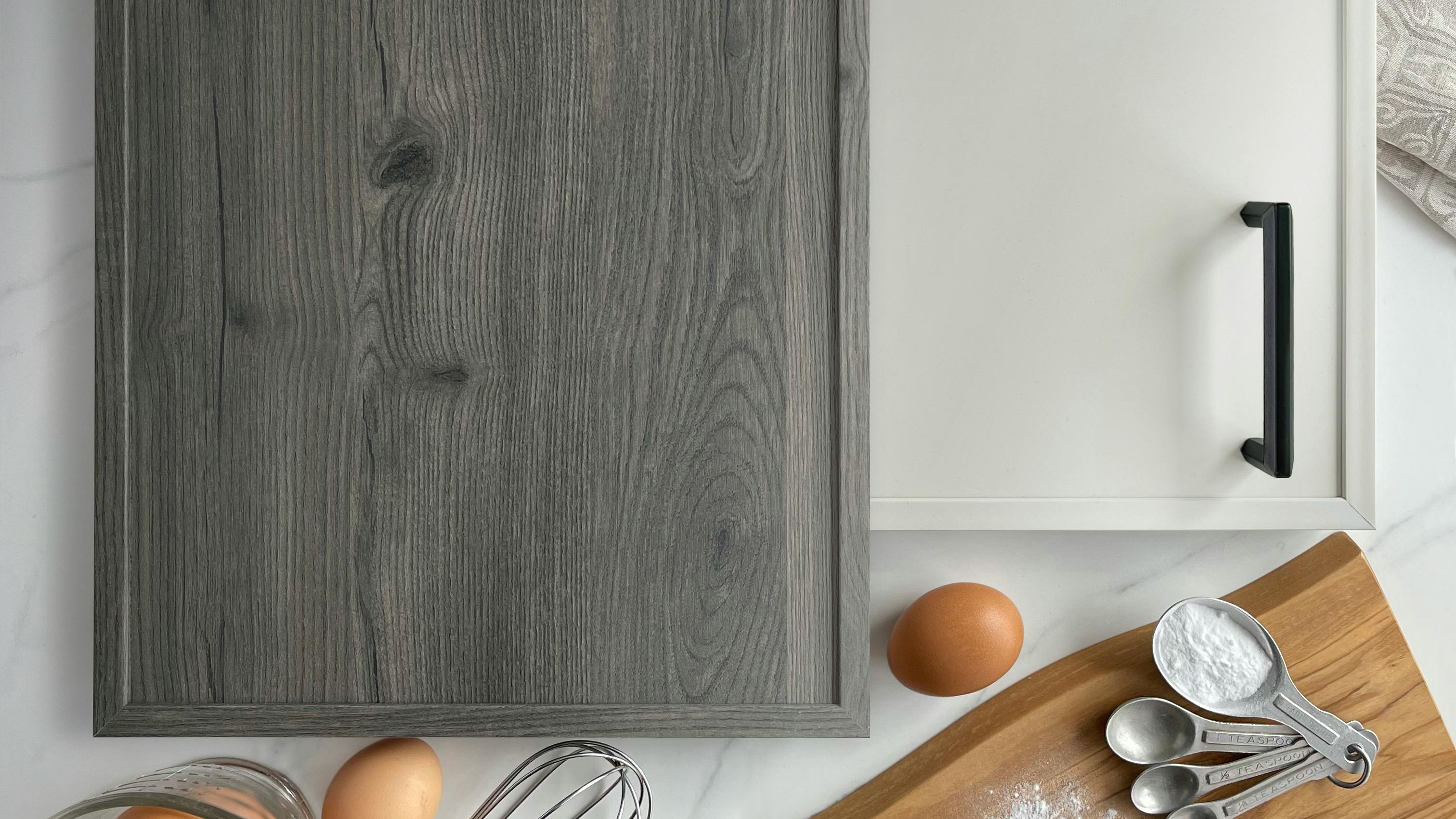 Slim Shaker are available in woodgrain and neutral matte colors.