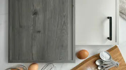 Slim Shaker are available in woodgrain and neutral matte colors.